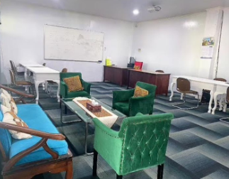 Executive discussion lounge at SBS